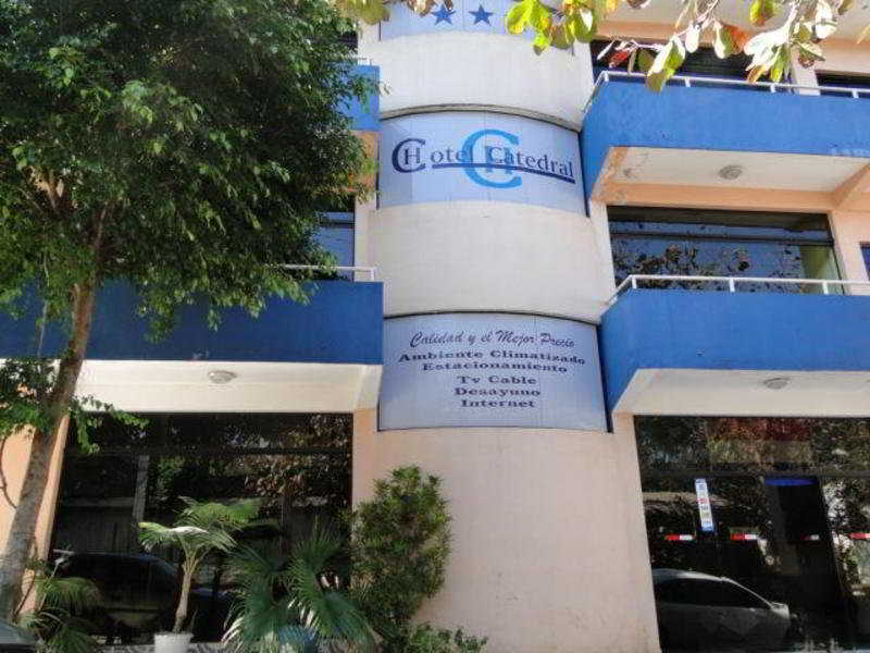 Hotel Catedral Ciudad del Este Luaran gambar
